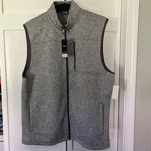 NWT IZOD Mens Performance Vest $15